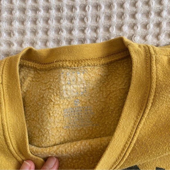 Ink Detroit yellow sweatshirt - Picture 4 of 4